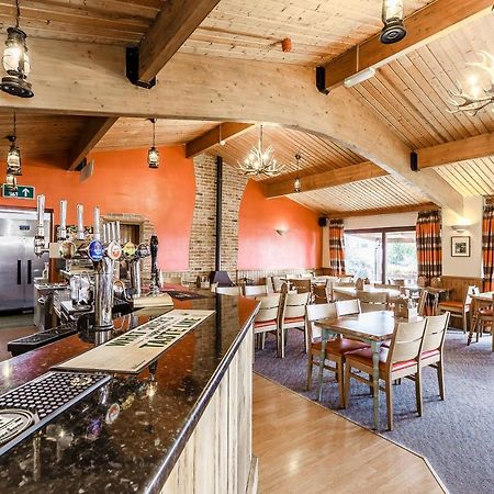 Bucklegrove Holiday Park 巴斯 外观 照片