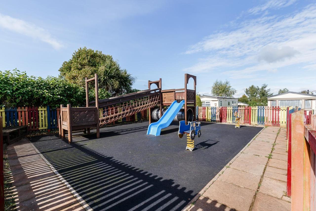 Bucklegrove Holiday Park 巴斯 外观 照片